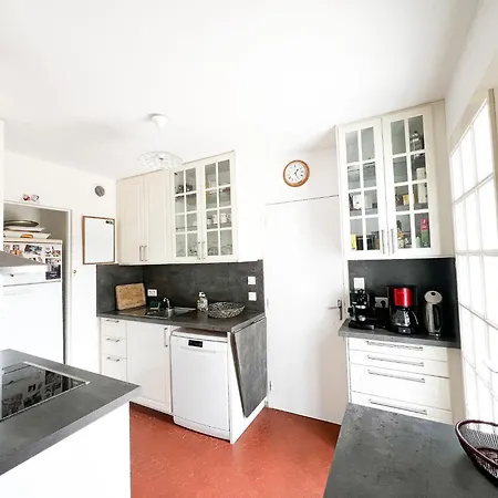 Maison Avec Jardin 250m *